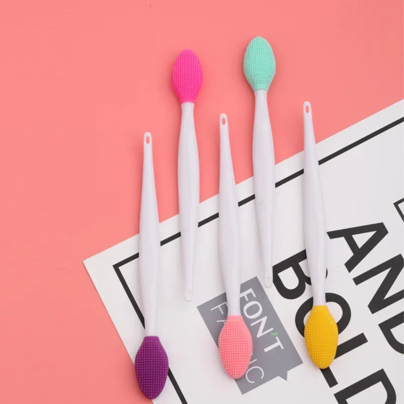 Lip Exfoliating Brush