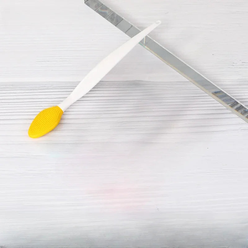 Lip Exfoliating Brush